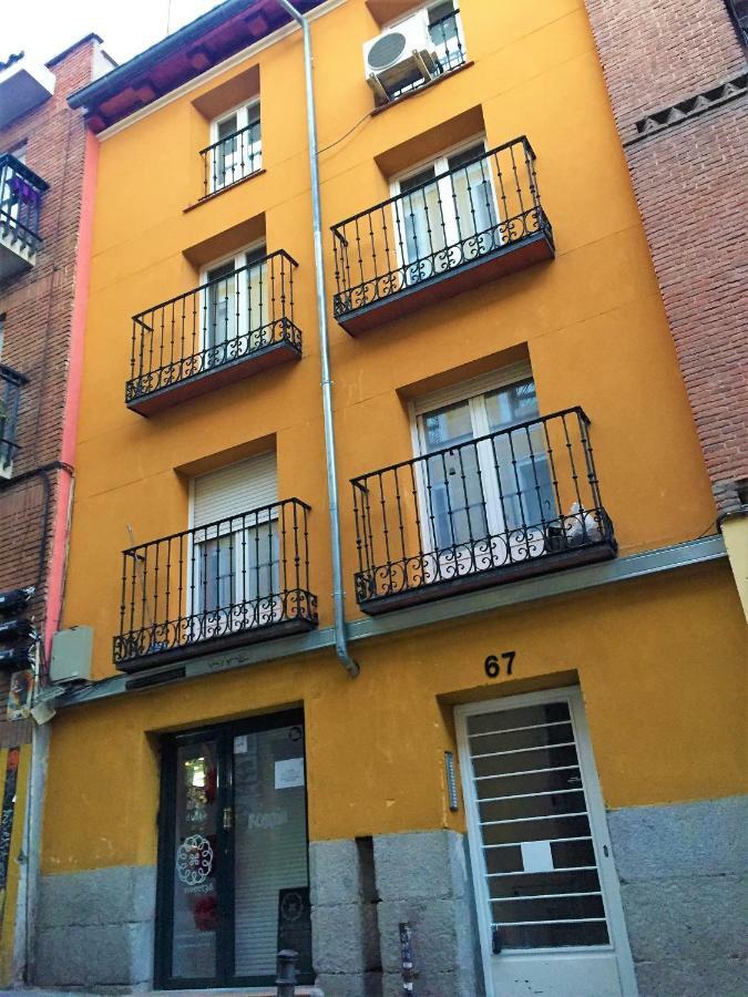 Buhardilla En Calle Amparo-Lavapies Madrid Exterior photo